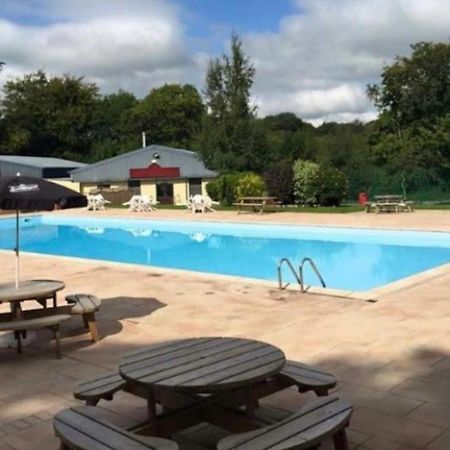 18 River View Chalet-Glan Gwna Holiday Park Caernarfon Exterior foto