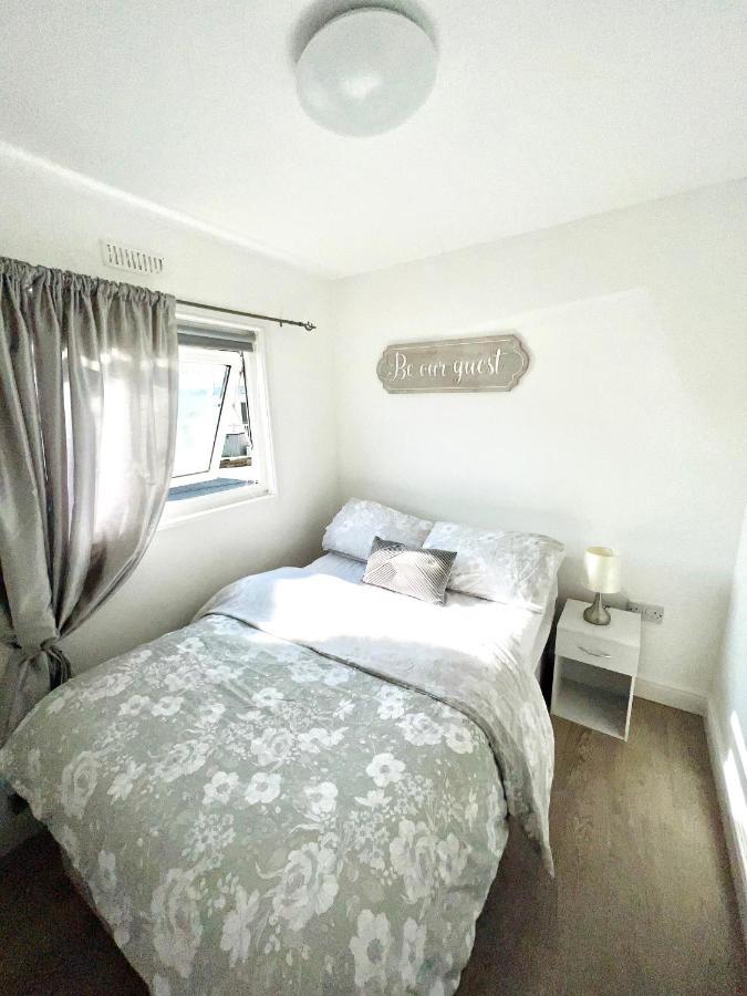 18 River View Chalet-Glan Gwna Holiday Park Caernarfon Exterior foto